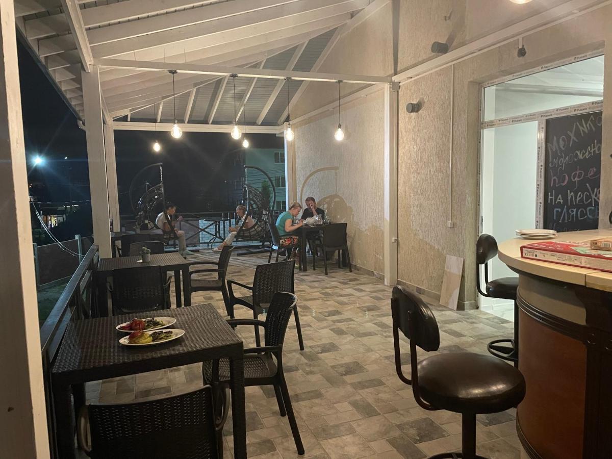 Бугенвиллея Lidzava Esterno foto